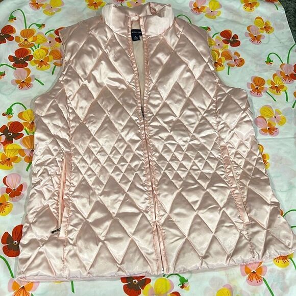 Lands' End Jackets & Blazers - Lands End Pink Puffer Vest - L Pearl Pink
